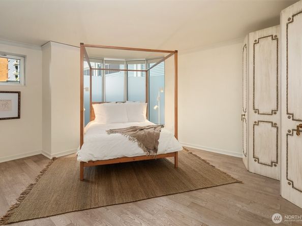 2000 1st Avenue 604, Seattle WA 98121