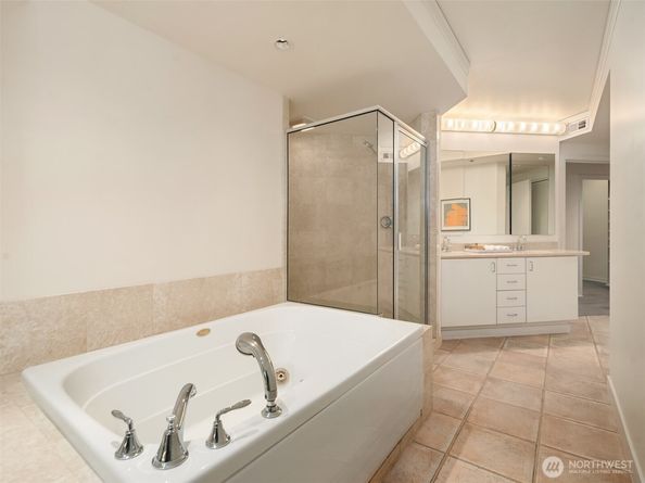 2000 1st Avenue 604, Seattle WA 98121