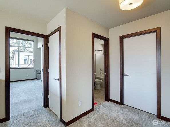 17819 19th Avenue W, Lynnwood WA 98037