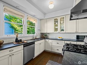 822 24th Avenue, Seattle WA 98122