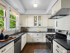 822 24th Avenue, Seattle WA 98122
