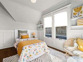 822 24th Avenue, Seattle WA 98122