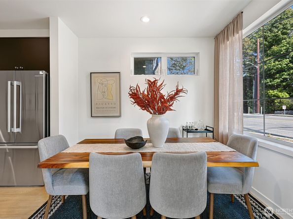 1301 D 31st Avenue S, Seattle WA 98144