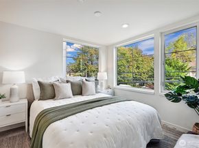 1301 D 31st Avenue S, Seattle WA 98144