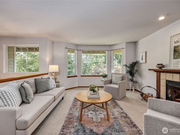 20791 Nachant Drive NE, Indianola WA 98342