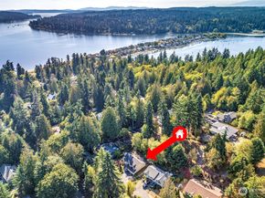 20791 Nachant Drive NE, Indianola WA 98342