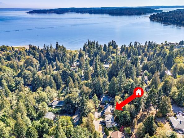 20791 Nachant Drive NE, Indianola WA 98342