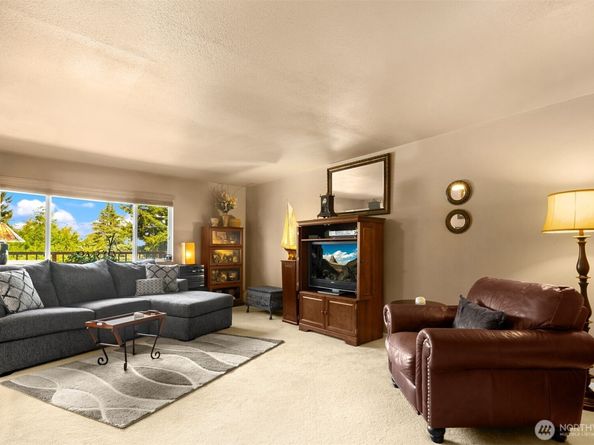 330 Elm Street 305, Everett WA 98203