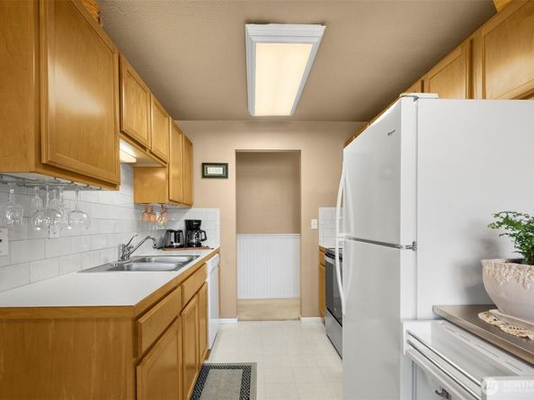 330 Elm Street 305, Everett WA 98203