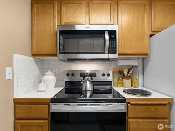 330 Elm Street 305, Everett WA 98203