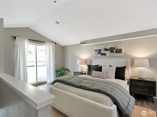 1533 18th Avenue S 5, Seattle WA 98144