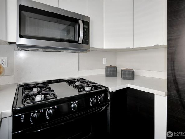 1533 18th Avenue S 5, Seattle WA 98144