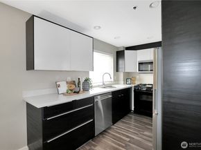 1533 18th Avenue S 5, Seattle WA 98144