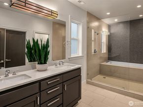5249 36th Avenue NE, Seattle WA 98105