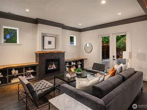 5249 36th Avenue NE, Seattle WA 98105