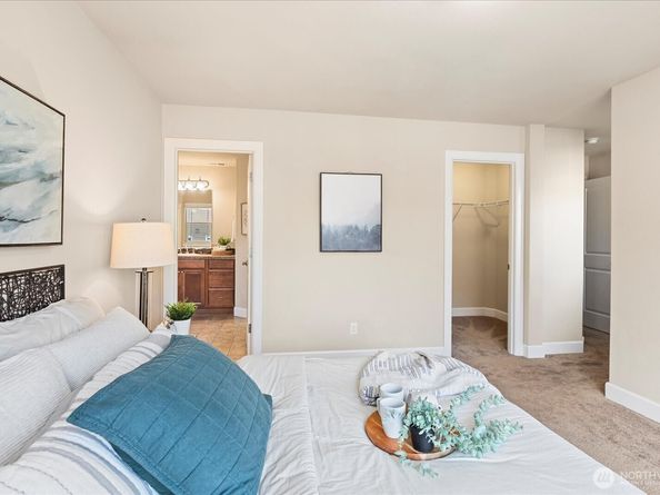 1532 145th Place SW A, Lynnwood WA 98087