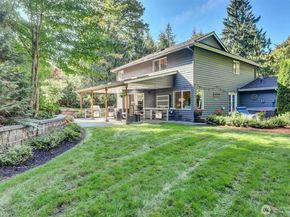 20021 NE 194 Street, Woodinville WA 98077