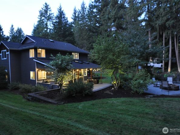 20021 NE 194 Street, Woodinville WA 98077