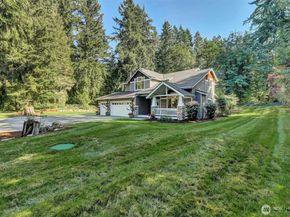 20021 NE 194 Street, Woodinville WA 98077