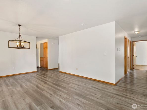 13822 SE 163rd Street, Renton WA 98058