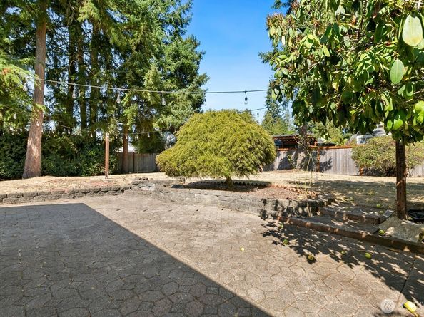 13822 SE 163rd Street, Renton WA 98058