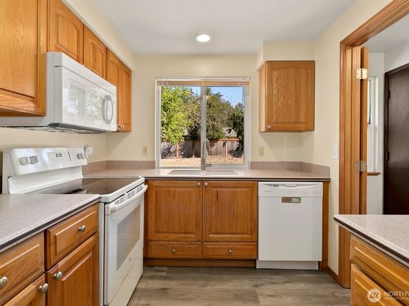13822 SE 163rd Street, Renton WA 98058
