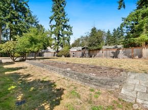 13822 SE 163rd Street, Renton WA 98058