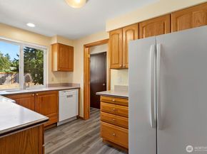 13822 SE 163rd Street, Renton WA 98058