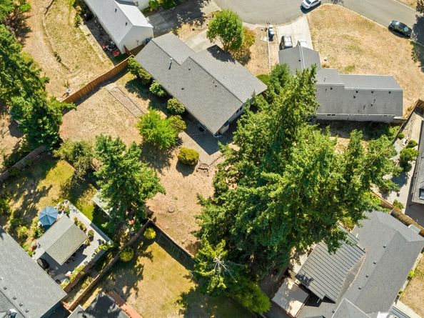13822 SE 163rd Street, Renton WA 98058