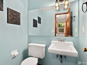13822 SE 163rd Street, Renton WA 98058