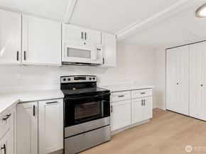 1616 11th Street, Bremerton WA 98337