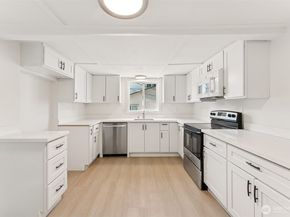 1616 11th Street, Bremerton WA 98337