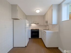 4324 Phinney Avenue N 1, Seattle WA 98103