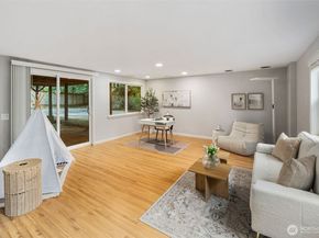 14831 NE 14th Street, Bellevue WA 98007