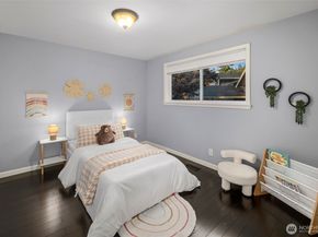 14831 NE 14th Street, Bellevue WA 98007