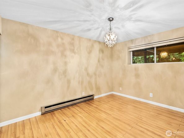 14831 NE 14th Street, Bellevue WA 98007