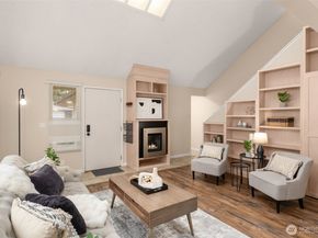 24613 13th Avenue S, Des Moines WA 98198