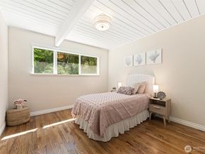 1588 Alki Avenue SW, Seattle WA 98116