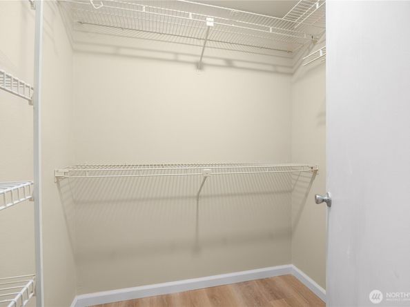 717 122nd Avenue NE B1, Bellevue WA 98005