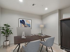 10650 NE 9th Place 521, Bellevue WA 98004