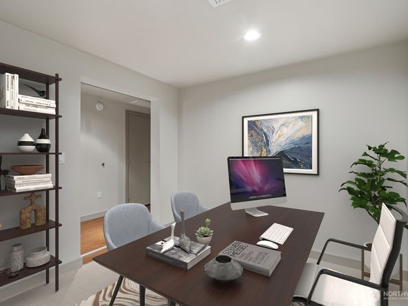 10650 NE 9th Place 521, Bellevue WA 98004