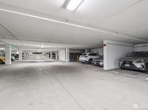 10650 NE 9th Place 521, Bellevue WA 98004