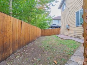 20352 105th Court SE, Kent WA 98031