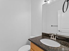 20352 105th Court SE, Kent WA 98031