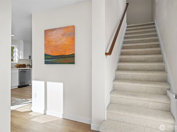 9545 Wallingford Avenue N, Seattle WA 98103