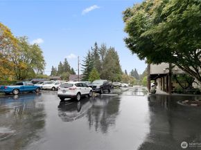 8516 196th Street SW 206, Edmonds WA 98026