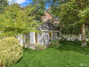 5960 Old Mill Road NE, Bainbridge Island WA 98110