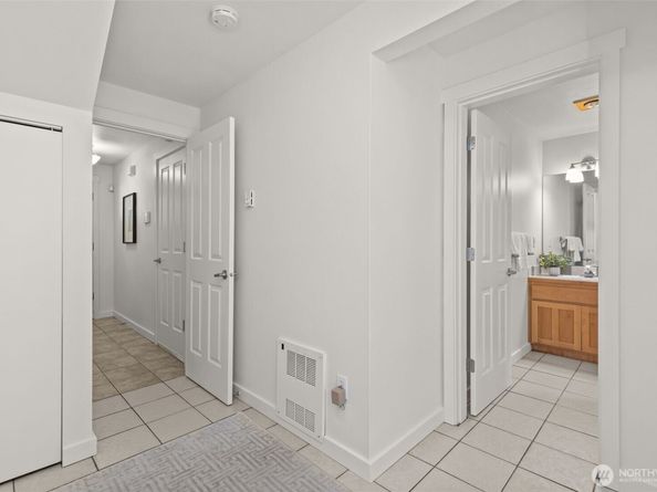 12311 Roosevelt Way NE B, Seattle WA 98125