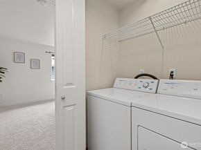 12311 Roosevelt Way NE B, Seattle WA 98125