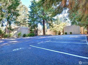 4807 180th Street SW E105, Lynnwood WA 98037